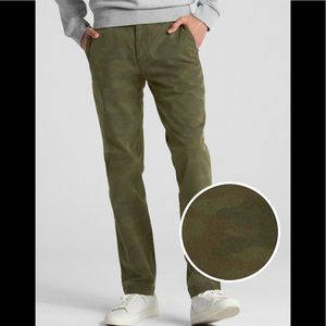 NWT GAP Vintage Wash Slim Fit Green Camo Pants